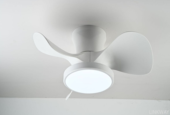 Wholesale factory Stylish Wooden Design Ceiling Fan 52 Inch White Solar Ceiling Fan With Light