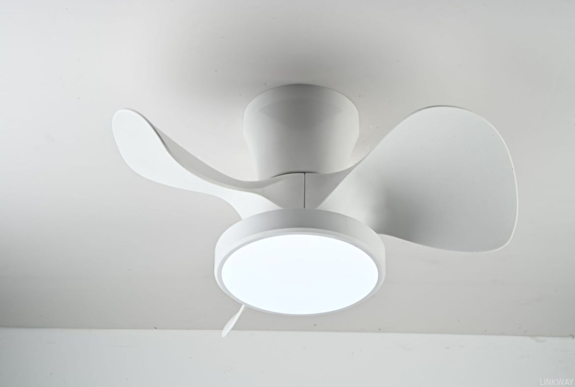 Wholesale factory Stylish Wooden Design Ceiling Fan 52 Inch White Solar Ceiling Fan With Light